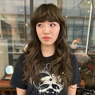 ロング 市川 蘭のヘアスタイル
