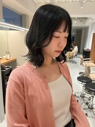 ミディアム ショート⌇艶カラー ⌇ RIN🌙のヘアスタイル