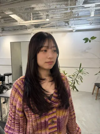 セミロング 新宿/顔周りカット +レイヤー＝しずく♩のヘアスタイル