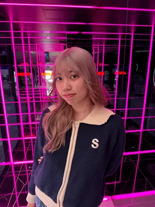 セミロング カラー ふかじ/複雑履歴修正 縮毛矯正ブリーチのヘアスタイル