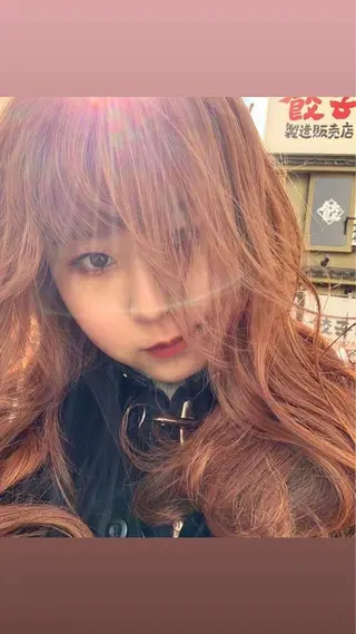 ロング カラー パーマ ヘアアレンジ メンズ キッズ ネイル マツエク・マツパ KANAMI 🌏のヘアスタイル
