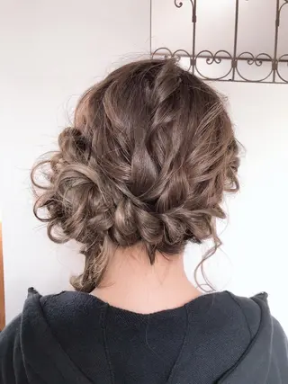 ロング 松田 みのりのヘアスタイル