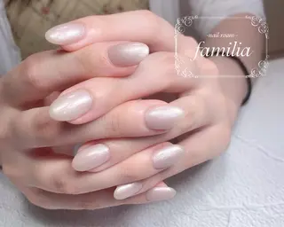 ネイル -nailroom- familiaのネイルデザイン