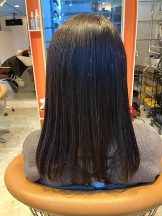 ミディアム カラー うしだ かおるのヘアスタイル