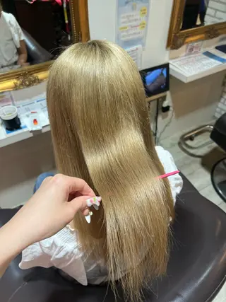 セミロング カラー 上質髪🪐 AIRI🪷‧₊˚のヘアスタイル