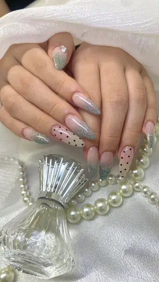 ネイル Sii nail🎀 Moekaのネイルデザイン