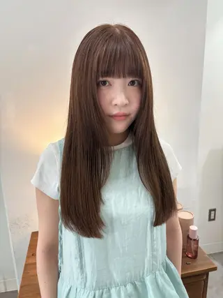 セミロング サトウ ナナのヘアスタイル