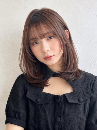 ミディアム カラー 藤間 帆乃夏（とうまほのかのヘアスタイル