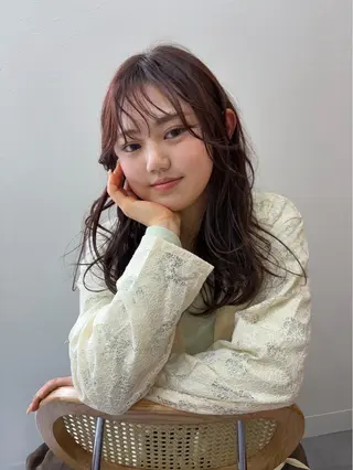 セミロング カラー 駒場 まといのヘアスタイル
