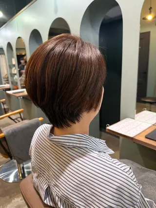 ショート 草野 奈扇のヘアスタイル