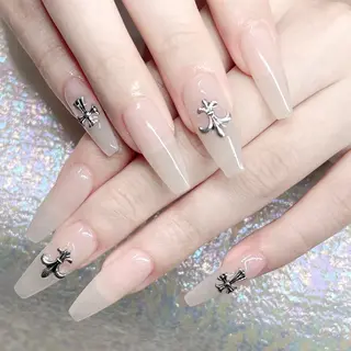 ネイル Queens 榊 まおのネイルデザイン
