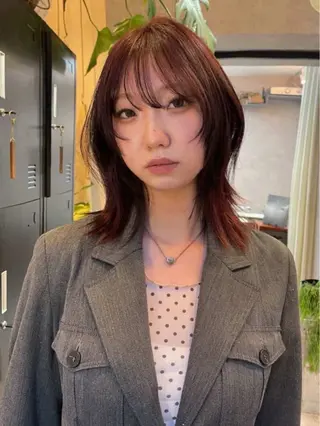 ミディアム SITY. NENE /カラーモデルのヘアスタイル