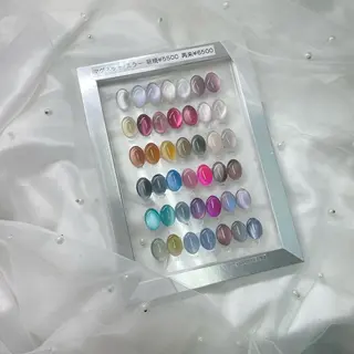 ネイル Emieux Anのネイルデザイン