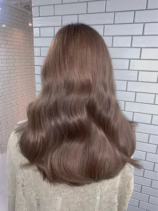 セミロング カラー ヘアアレンジ Zina 渋谷のヘアスタイル