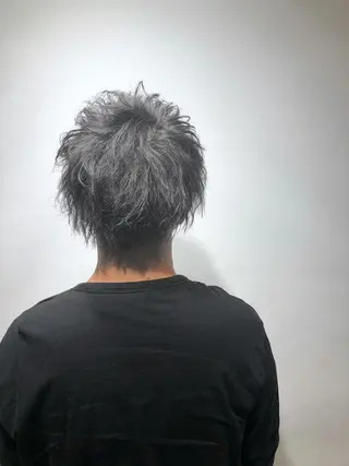 カラー メンズ 中野 竜介のヘアスタイル