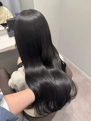 ロング カラー 🇰🇷韓国風艶髪✨ 髪質改善 倉岡しおんのヘアスタイル