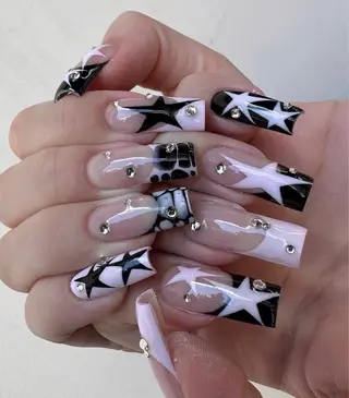 ネイル Noél_ Rikiのネイルデザイン