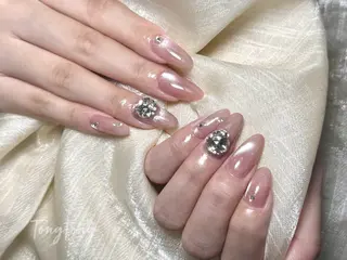 ネイル Tongtong Nail Salonのネイルデザイン