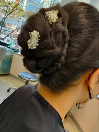 ロング ヘアアレンジ au美容室 栄矢場町のヘアスタイル