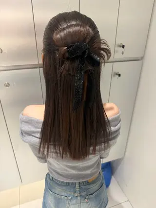 ヘアアレンジ ヘアセット🎀耳つぼ 👂💎MONAMIのヘアスタイル