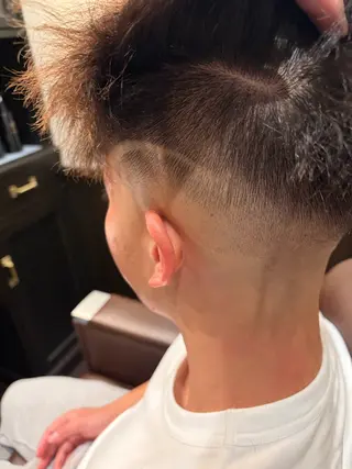 ショート 巽 嶺太のヘアスタイル