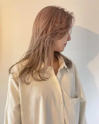 セミロング カラー 佐伯 和佳のヘアスタイル