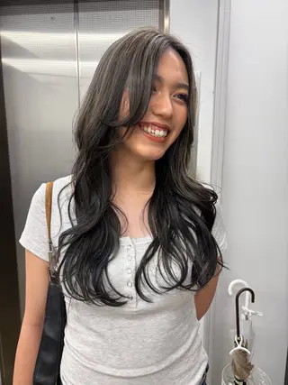 ロング カラー Nico☺︎🎀YU レイヤー/カットのヘアスタイル