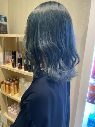 ミディアム カラー 松佐 ゆかりのヘアスタイル