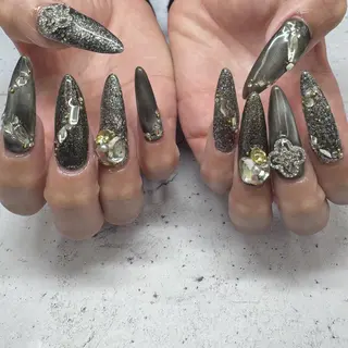 ネイル Nail salon Honey Beeのネイルデザイン