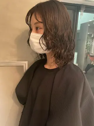 ミディアム カラー 大人girly🛋️ 🤍yukakoのヘアスタイル