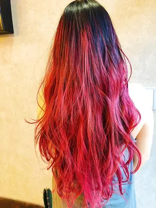 ロング カラー 顔周りレイヤーカット ブリーチminamiのヘアスタイル