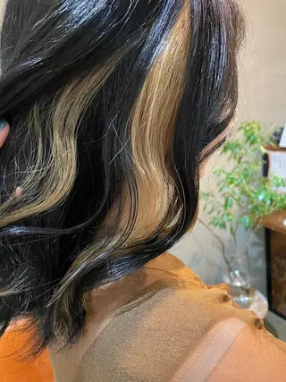 ミディアム カラー カジ エリナのヘアスタイル