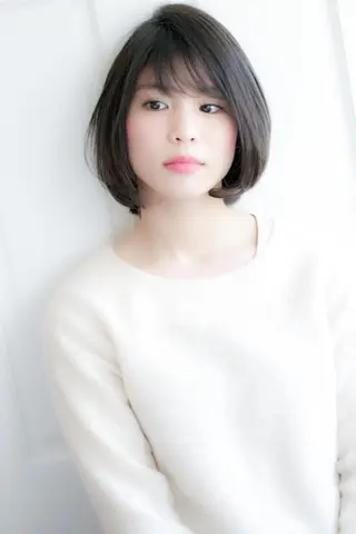 ミディアム EIGHT plum TOKIOリミテッドのヘアスタイル