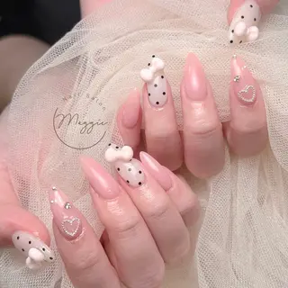 ネイル Maggie Nail🦩のネイルデザイン