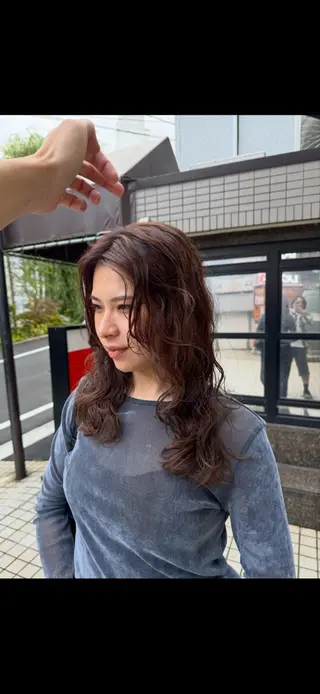セミロング 賀川 サトシのヘアスタイル