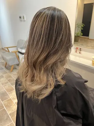 ロング カラー ヘアカラー&縮毛矯正 STAR☆RIVERのヘアスタイル
