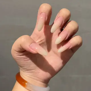 ネイル MOON nailsのネイルデザイン