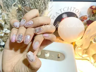 ショート ネイル One Plus Nail Salonのネイルデザイン