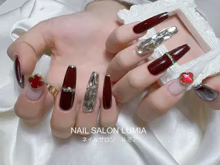 ネイル ネイルサロン ルミア Lumia 店長施術のネイルデザイン