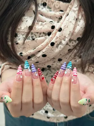 ネイル Eli Muse 新宿ネイルのネイルデザイン