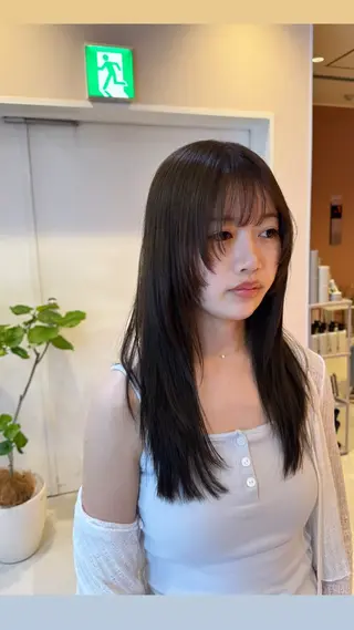 ミディアム 山本 望華のヘアスタイル