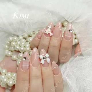 ネイル 🦋 Queenieのネイルデザイン
