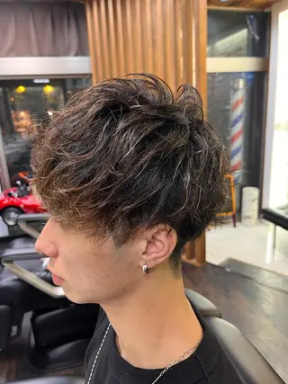 ショート メンズ 高橋 流耀のヘアスタイル