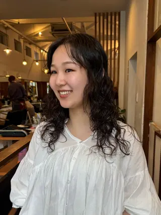 ロング パーマ MOK大阪梅田店 Asahiのヘアスタイル