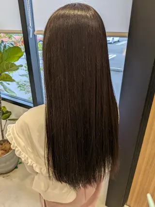 カラー 古屋 美春のヘアスタイル