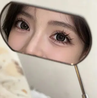マツエク・マツパ 周 テイのネイルデザイン