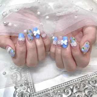 ネイル Yveil 心斎橋店 hirokoのネイルデザイン