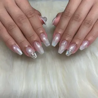 ネイル Bianca浦和🍀 suminaのネイルデザイン