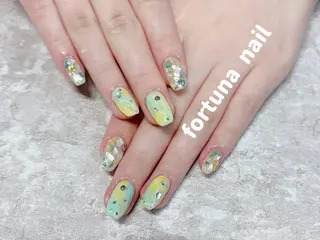 ネイル Nail •Head スパFortunaのネイルデザイン