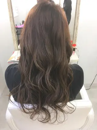 セミロング ロング カラー 髪質改善 中川 翔のヘアスタイル